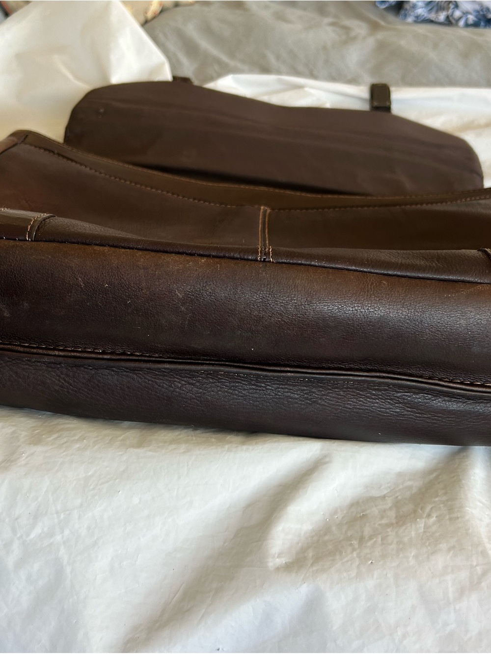 Samsonite Vintage Two-tone Brown Leather Flap-Over Messenger Bag Briefcase - Picture 14 of 16